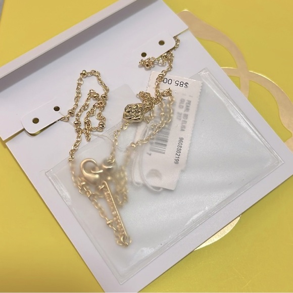 Kendra Scott Pearl Beaded Elisa Gold Pendant Necklace in Ivory Mother-of-Pearl - Picture 3 of 4